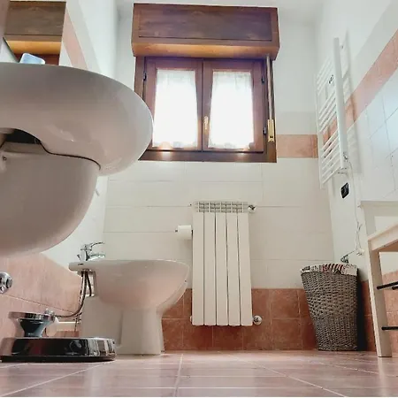 La Casa Sul Bosco Apartman *