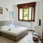 La Casa Sul Bosco كومو